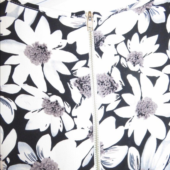 My Beloved Dress Daisy Sleeveless Floral Black White Zipper Back Swing Mini Tank - Picture 8 of 10